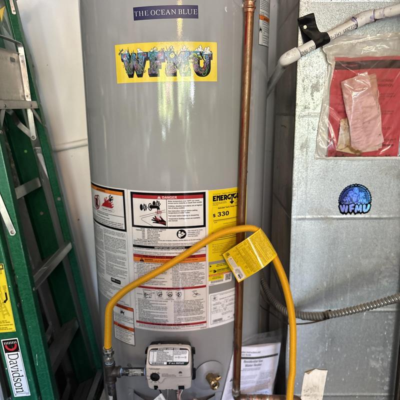 State water heater with connected gas line and meter State water heater with connected gas line and meter