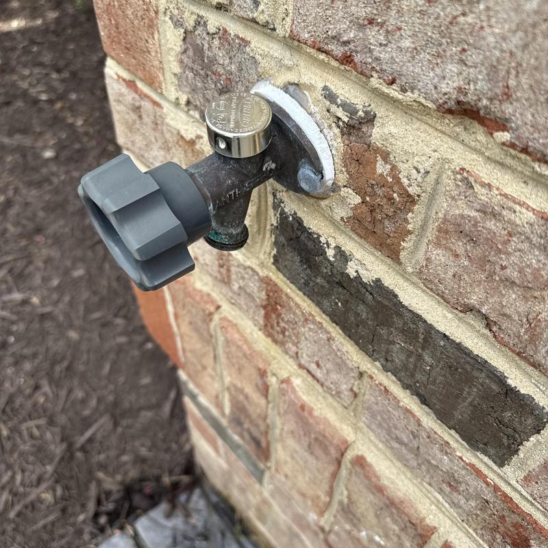 Frost-free hose bib with shut off valve installed Frost-free hose bib with shut off valve installed