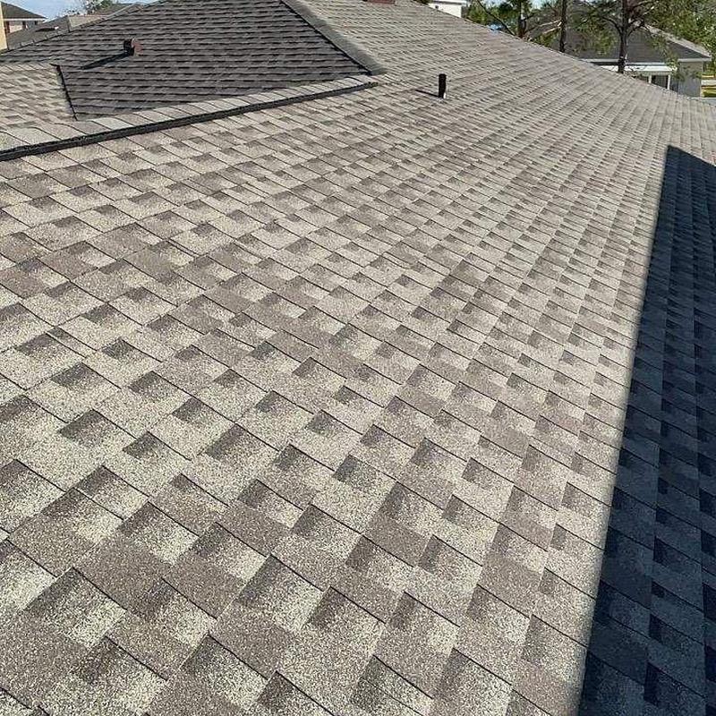 Asphalt shingle roof with new installation in Wimauma FL Asphalt shingle roof with new installation in Wimauma FL