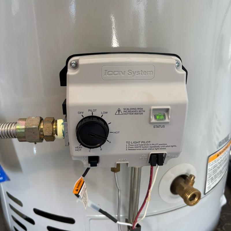 Gas control valve on water heater with pilot light Gas control valve on water heater with pilot light