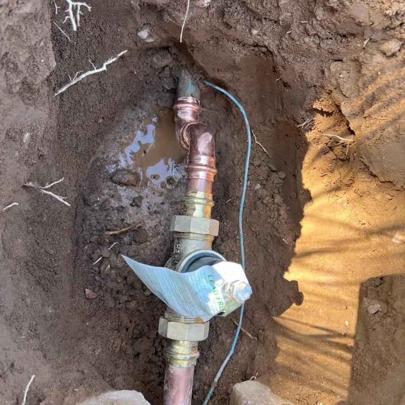 Pressure-reducing valve installation on water main pipe
