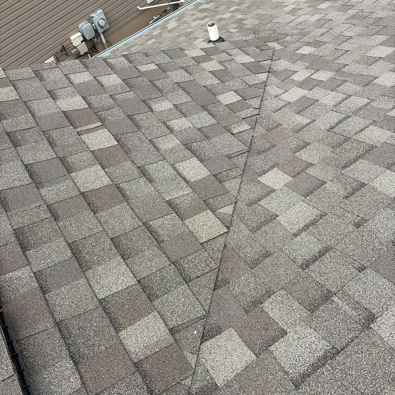 Tamko Stormfighter Flex4 shingles on roof valley
