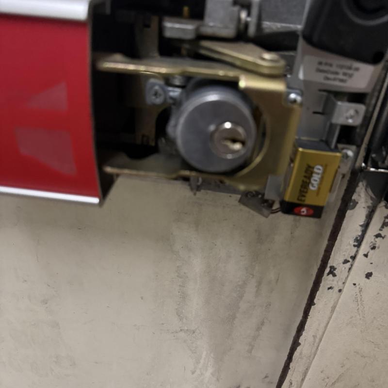 Exit alarm lock with cylinder and key repair Exit alarm lock with cylinder and key repair