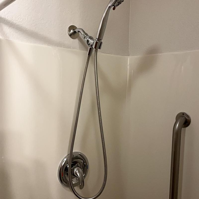 Moen Posi-Temp tub shower valve with wand