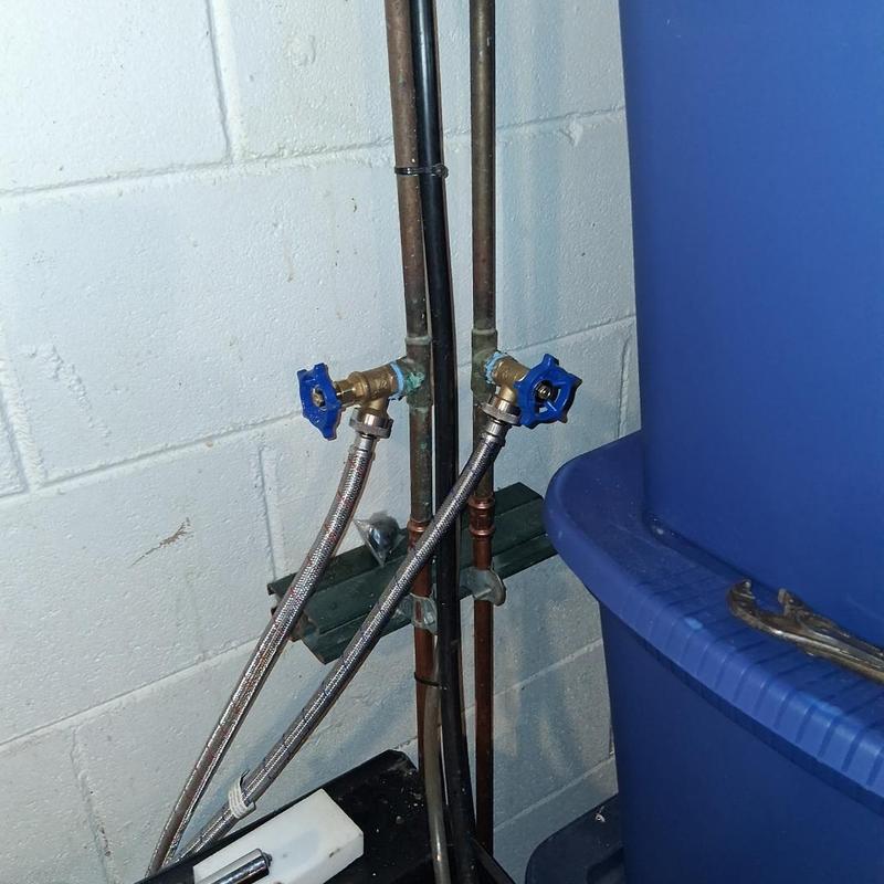 Washer supply valves and flexible hoses installation