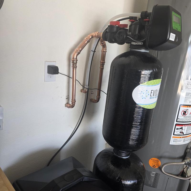 Water softener system with filtration installation Water softener system with filtration installation
