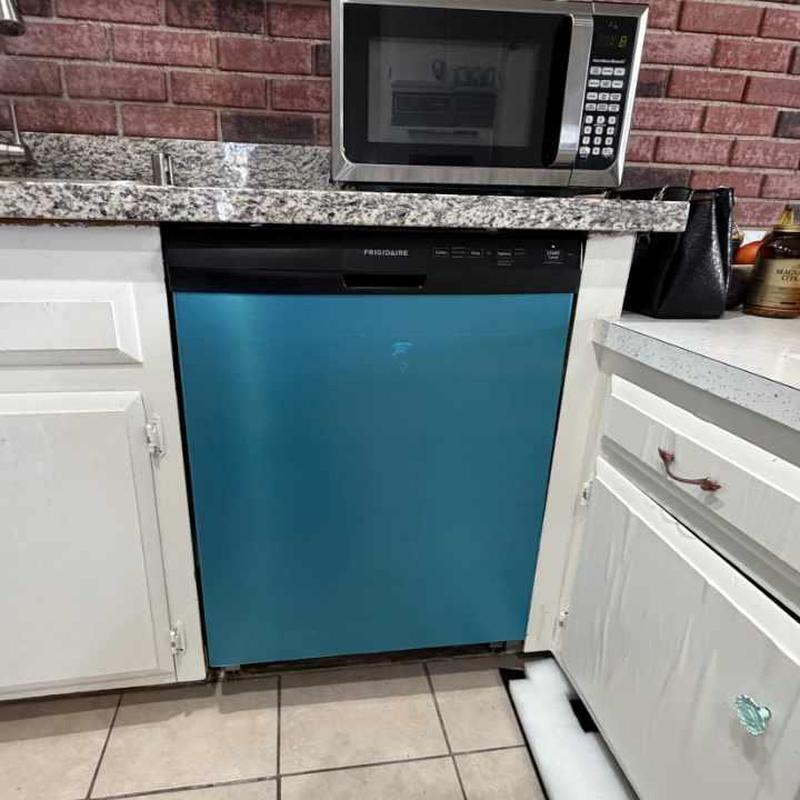 Dishwasher installation with water supply and drain connection