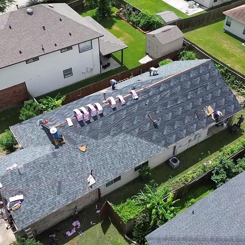 Owens Corning Estate Grey shingle roof installation