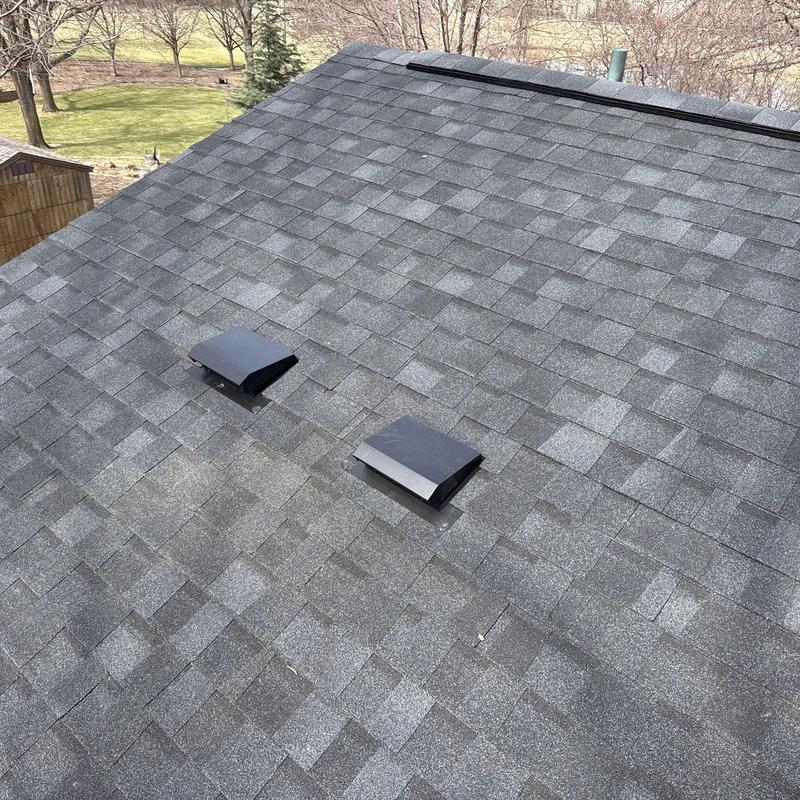 Tamko Titan XT asphalt roof shingles with vents