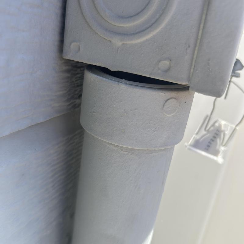 Electrical service riser slip coupling separation on conduit
