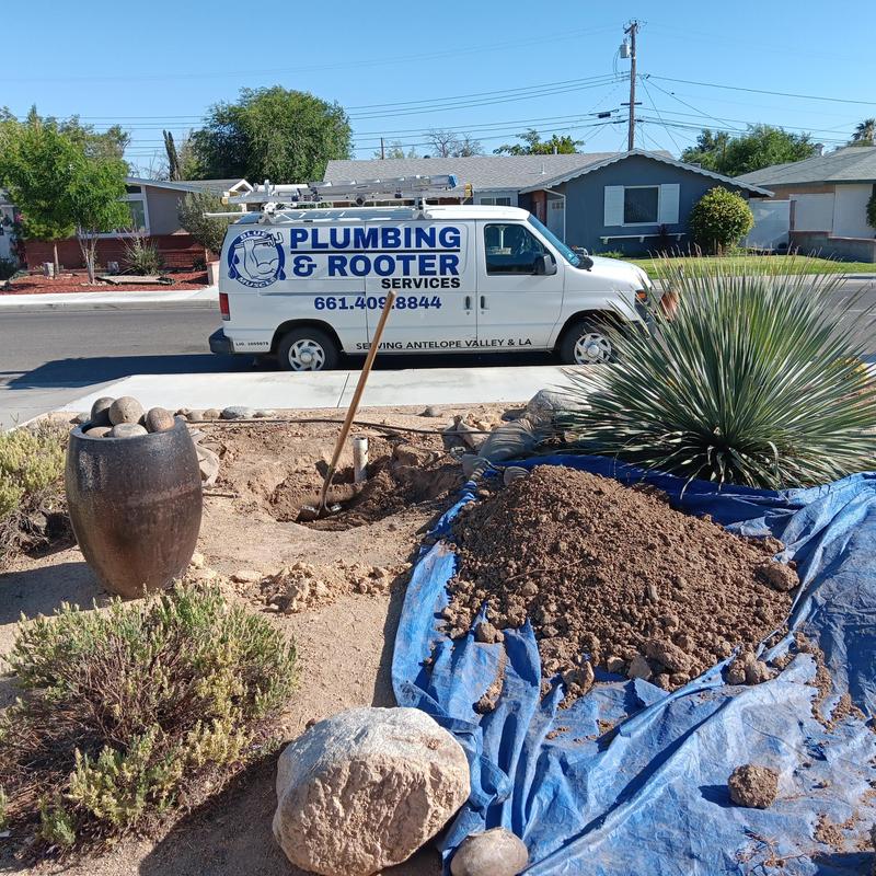 Trenchless sewer liner installation with plumbing van