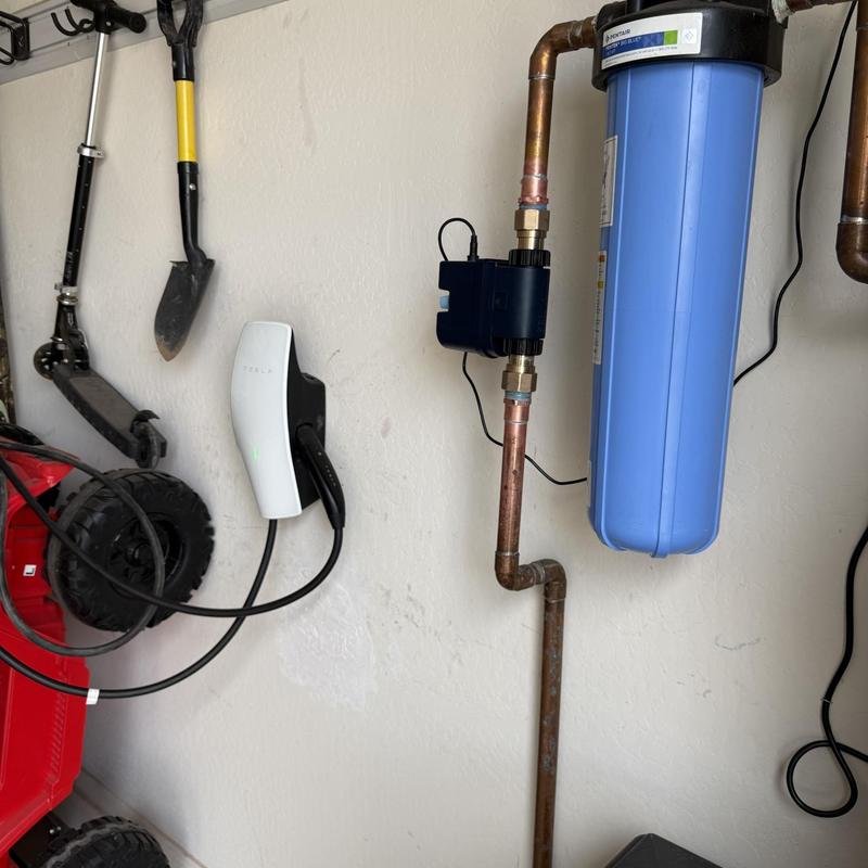 Water filter system with copper piping and monitor