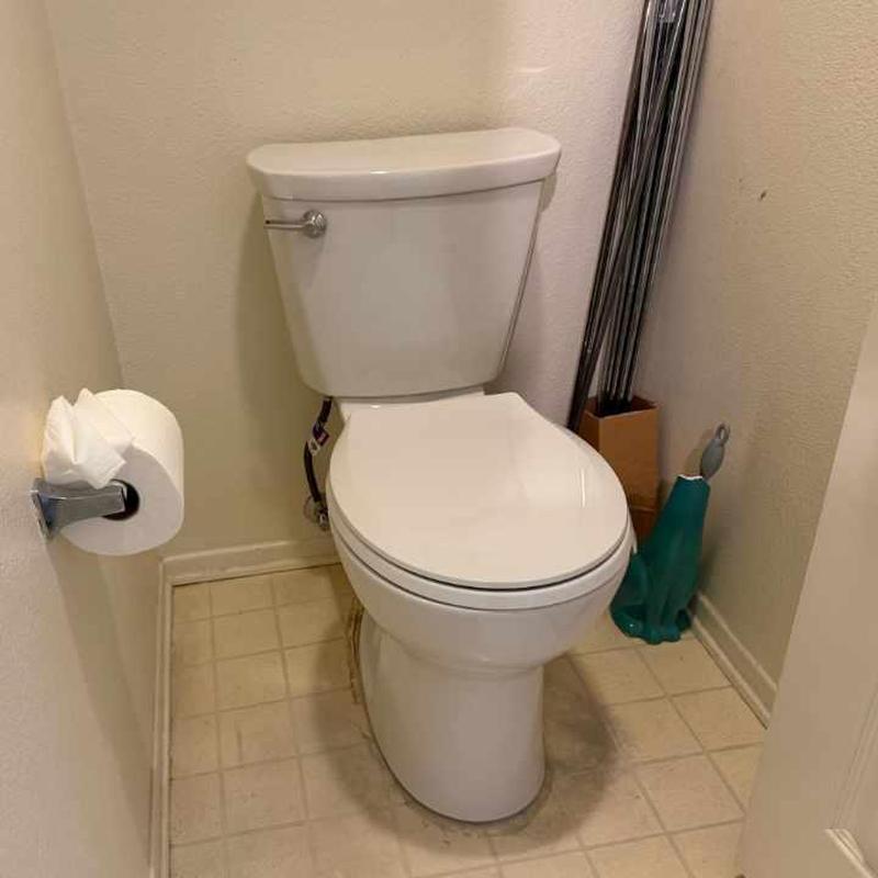 American Standard Cadet round-front toilet installed