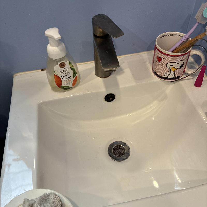 Bathroom basin drain and faucet unclogged and cleaned