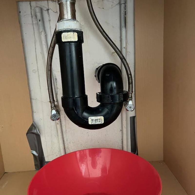 Sink pop-up drain assembly under basin installed