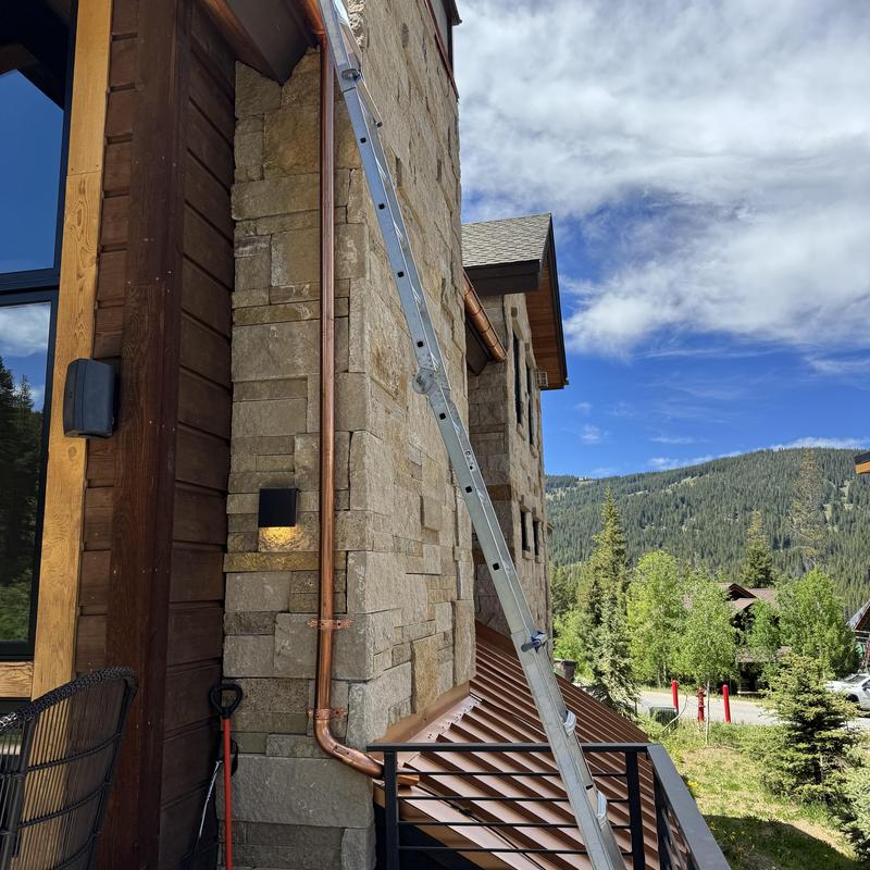 Copper gutter and downspout heat tape installation ladder Copper gutter and downspout heat tape installation ladder