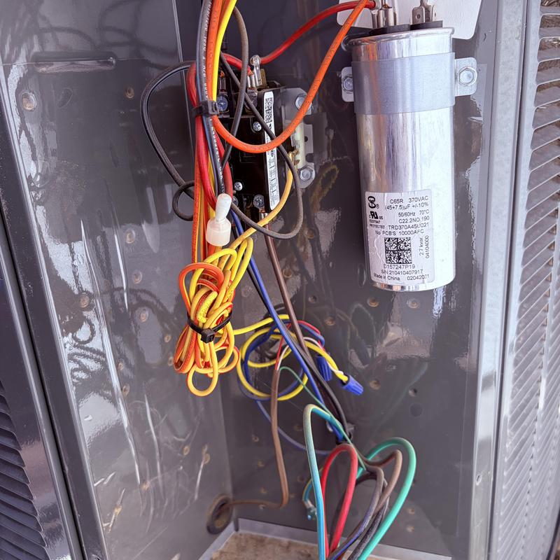 AC capacitor and wiring inside outdoor unit panel AC capacitor and wiring inside outdoor unit panel