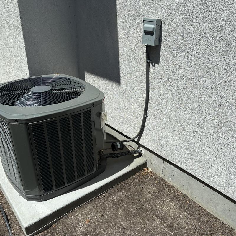 Air conditioner outdoor condenser unit and disconnect box Air conditioner outdoor condenser unit and disconnect box
