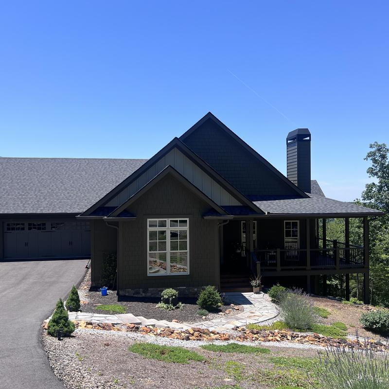 CertainTeed Integrity Roof System with ridge vent