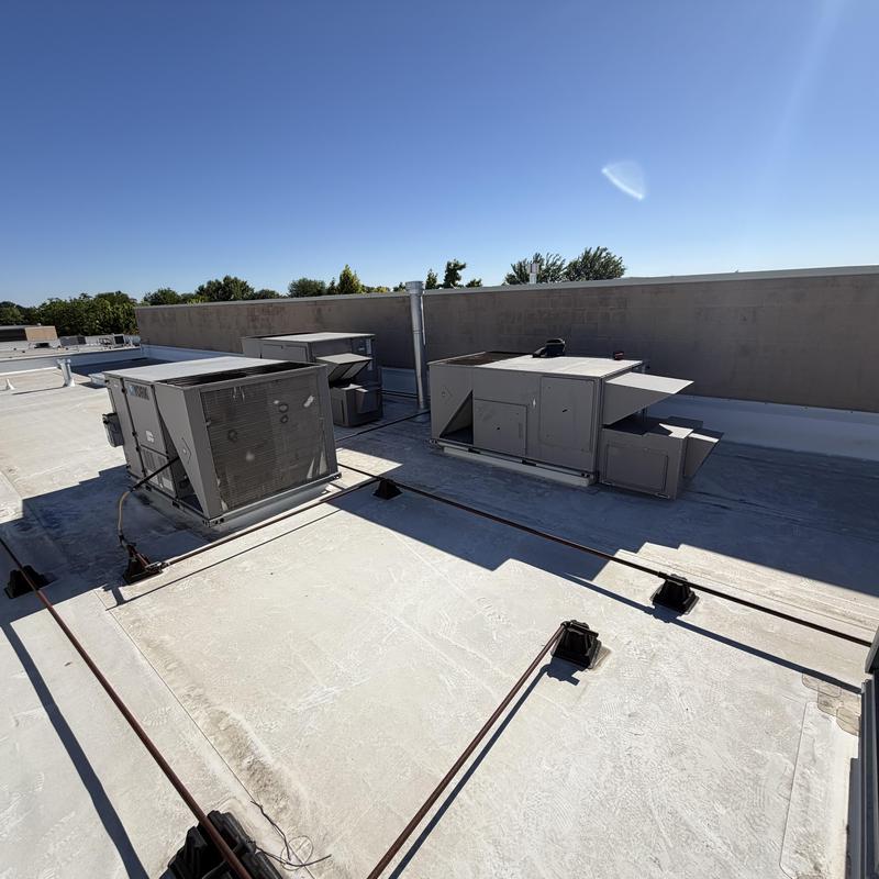 Rooftop HVAC unit transformer voltage adjustment and filter replacement