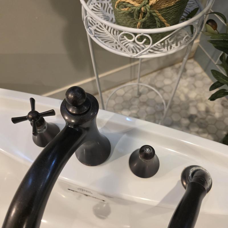 Roman tub valve handle missing on black faucet Roman tub valve handle missing on black faucet