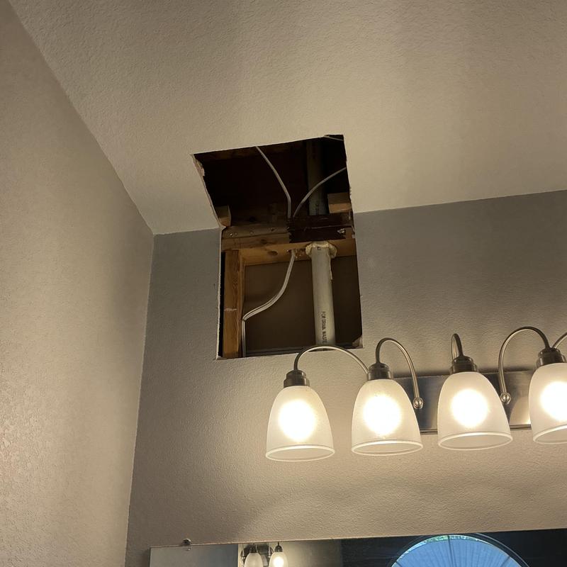 Three-quarter hotline reroute overhead with ceiling access