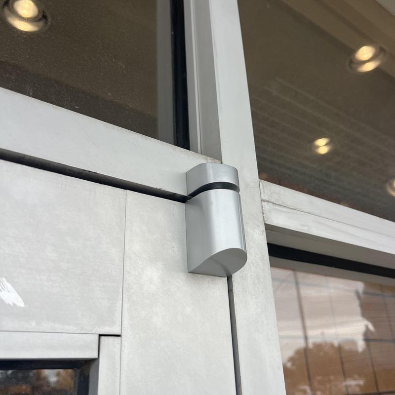 Front door upper and lower pivot replacement