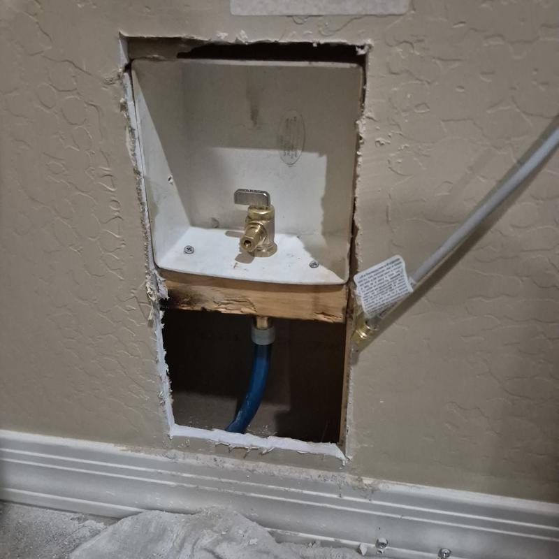 Ice maker valve installation with water line connection