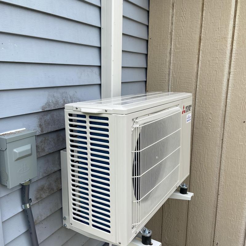 Mitsubishi mini split outdoor condenser unit installation