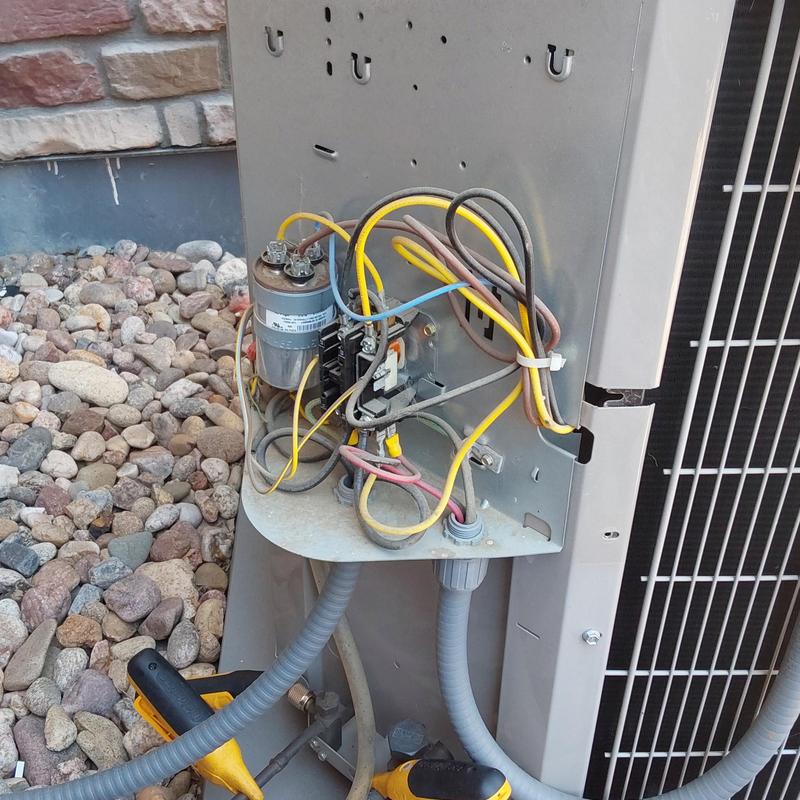 Carrier AC capacitor and wiring diagnostic in outdoor unit