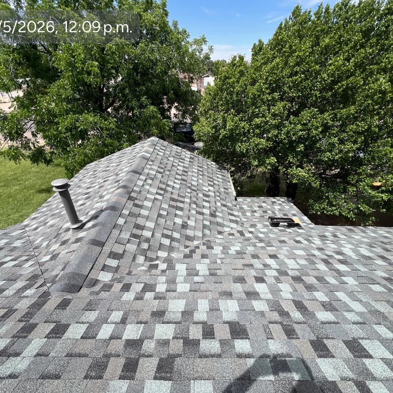 Tamko Titan XT Storm Grey shingles on roof