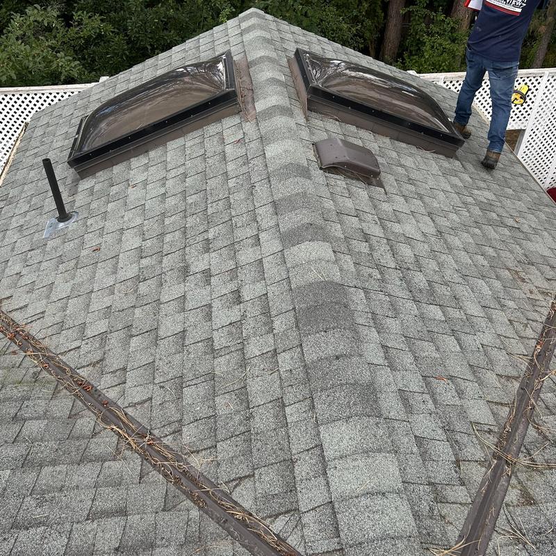 Asphalt shingle roof with skylights inspection Asphalt shingle roof with skylights inspection