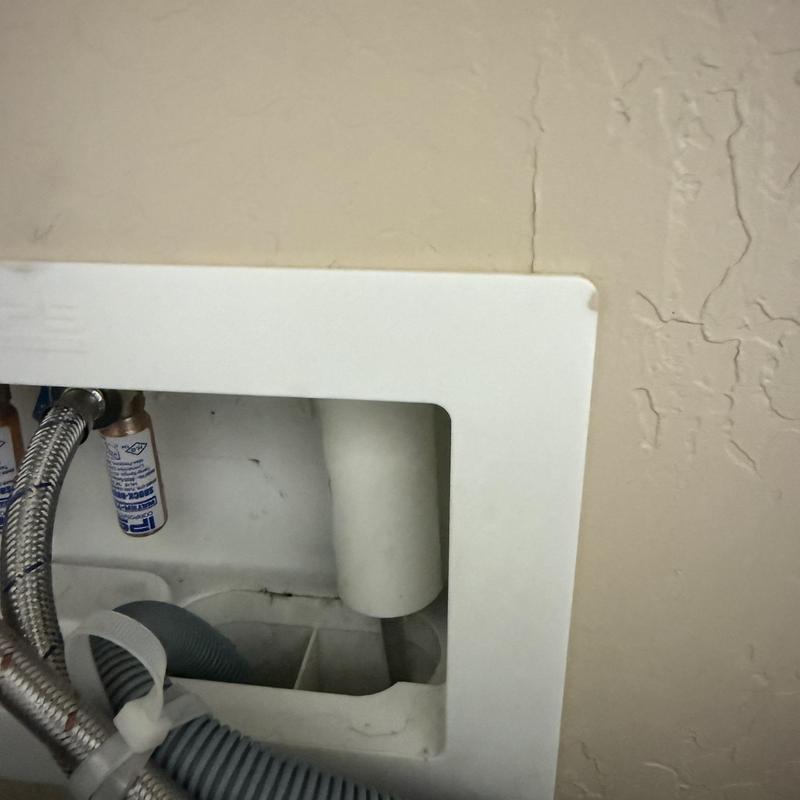 Whole house water filtration system pipes and hoses