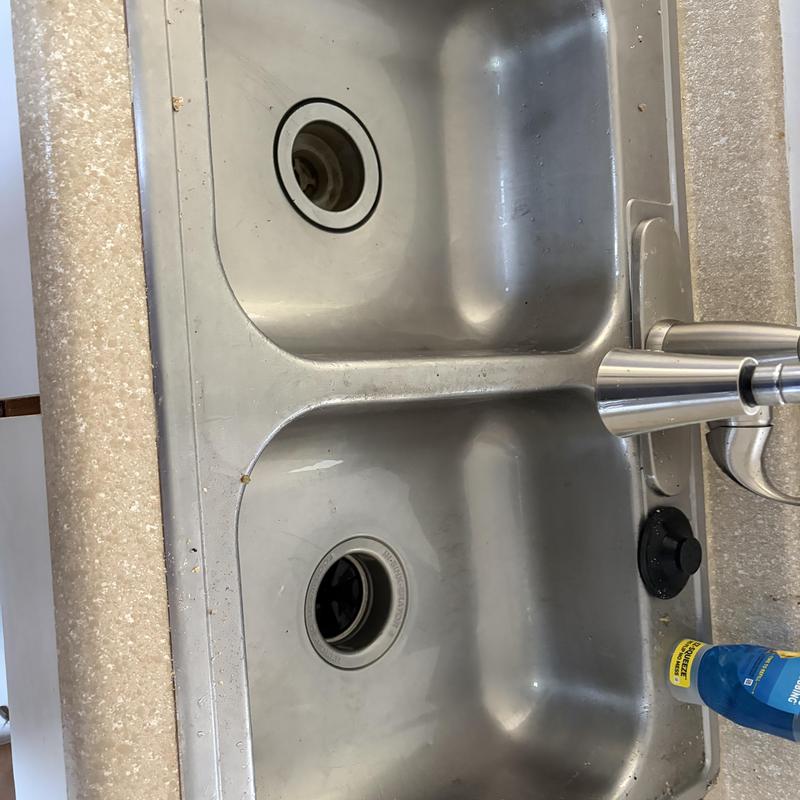 Kitchen sink with dual basins and faucet Kitchen sink with dual basins and faucet