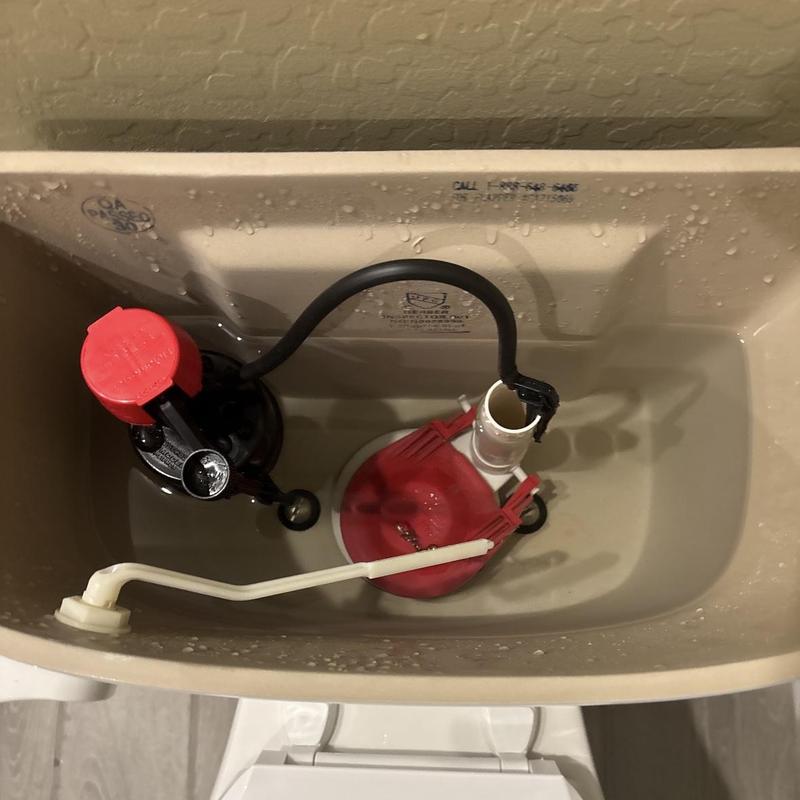 Toilet tank fill valve and flapper assembly in Glendale, AZ