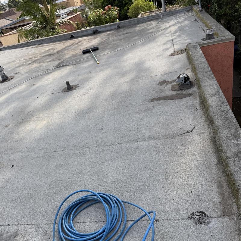APOC flat roof with cleaning tools and hose APOC flat roof with cleaning tools and hose