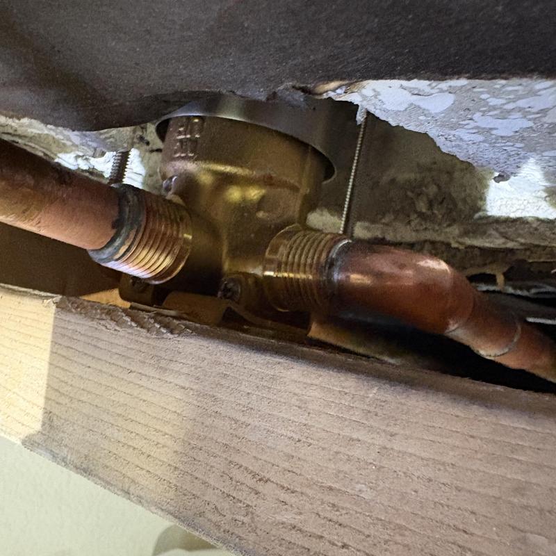 Master bath shower valve with copper piping installation