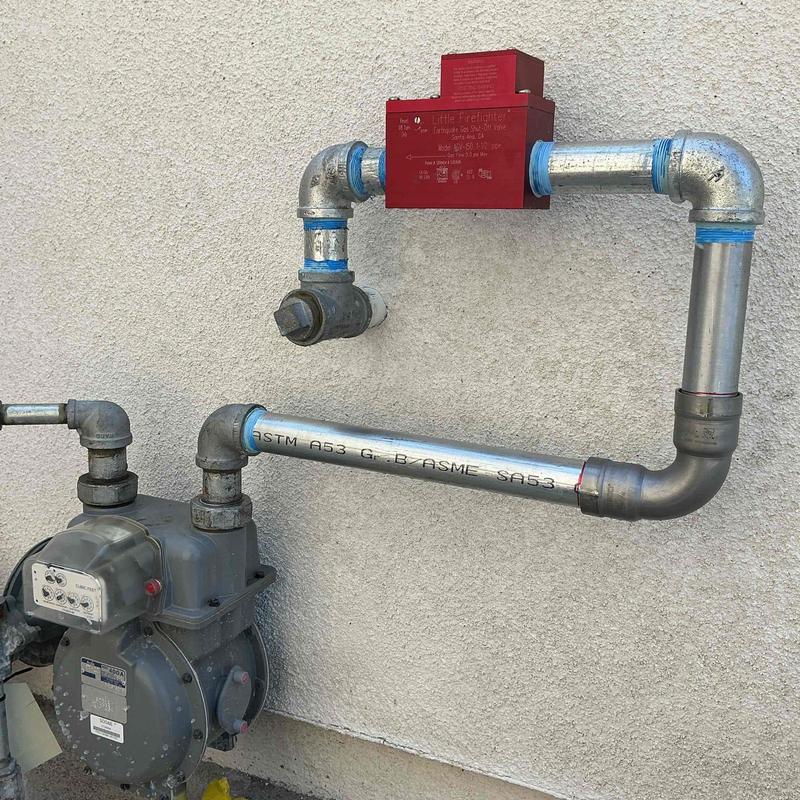 Gas meter piping with earthquake shut-off valve installation