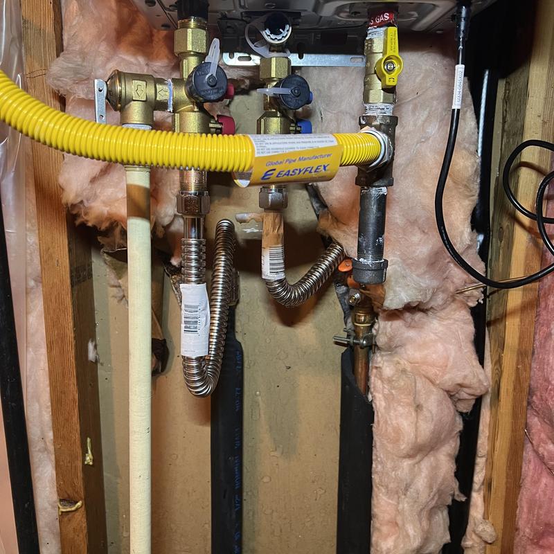 Tankless water heater gas and water connections