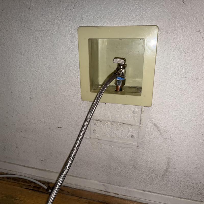 14-inch refrigerator angle stop valve with hose connection
