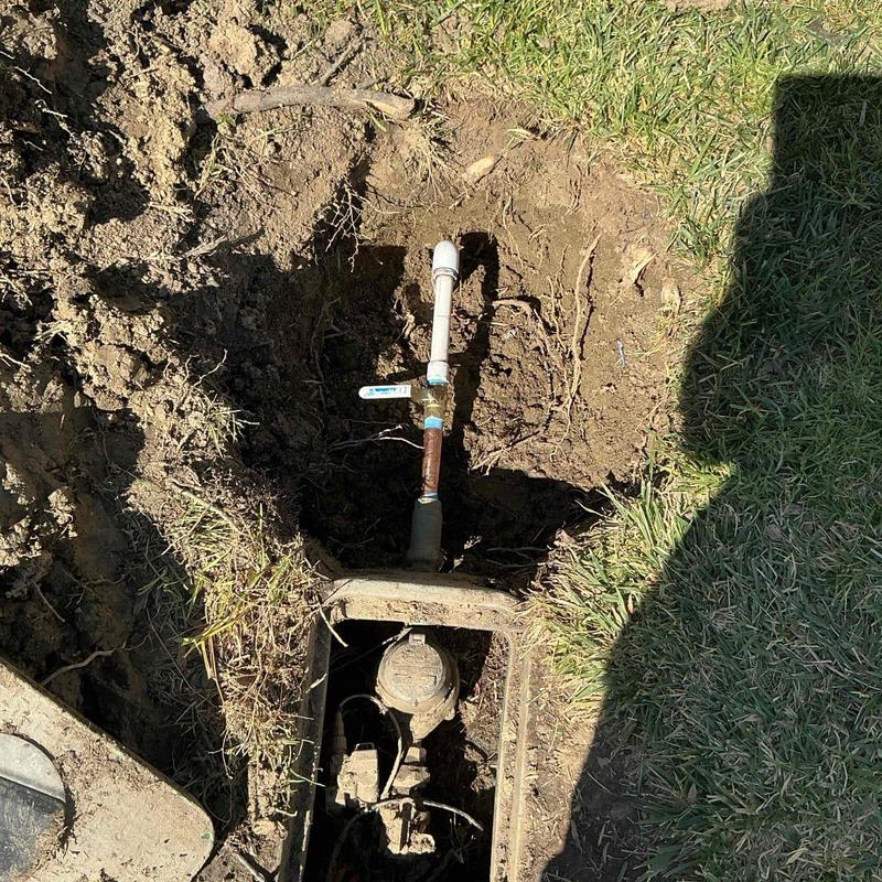 Three-quarter ball valve with PVC and brass pipe replacement