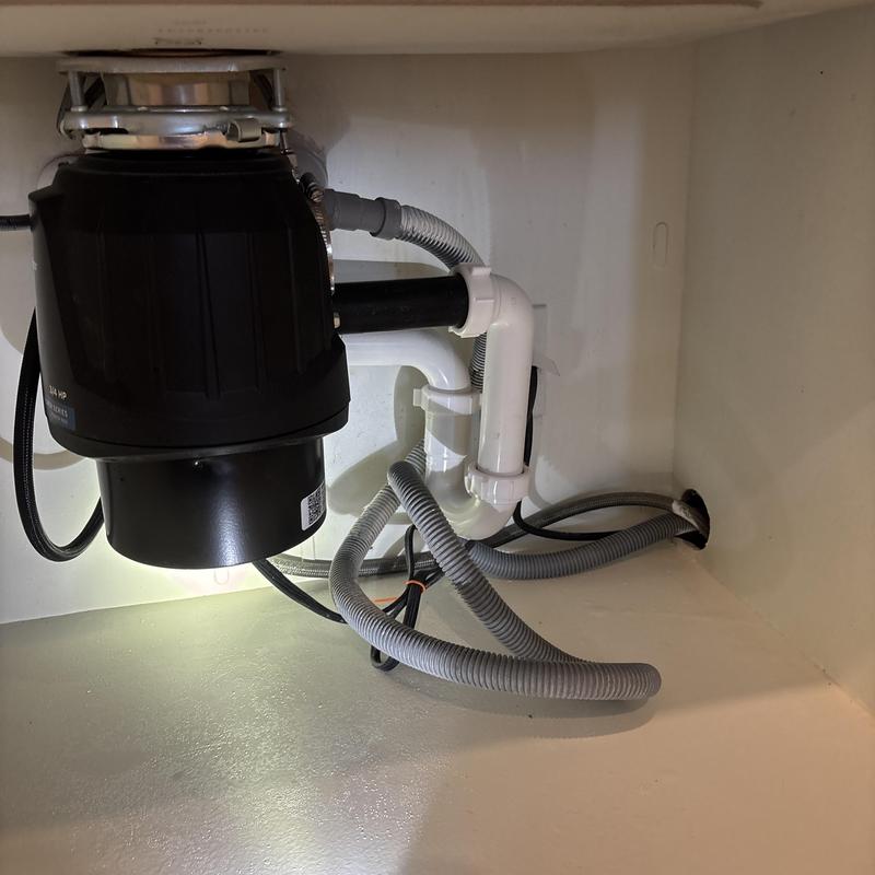 Garbage disposal and dishwasher drain hose installation