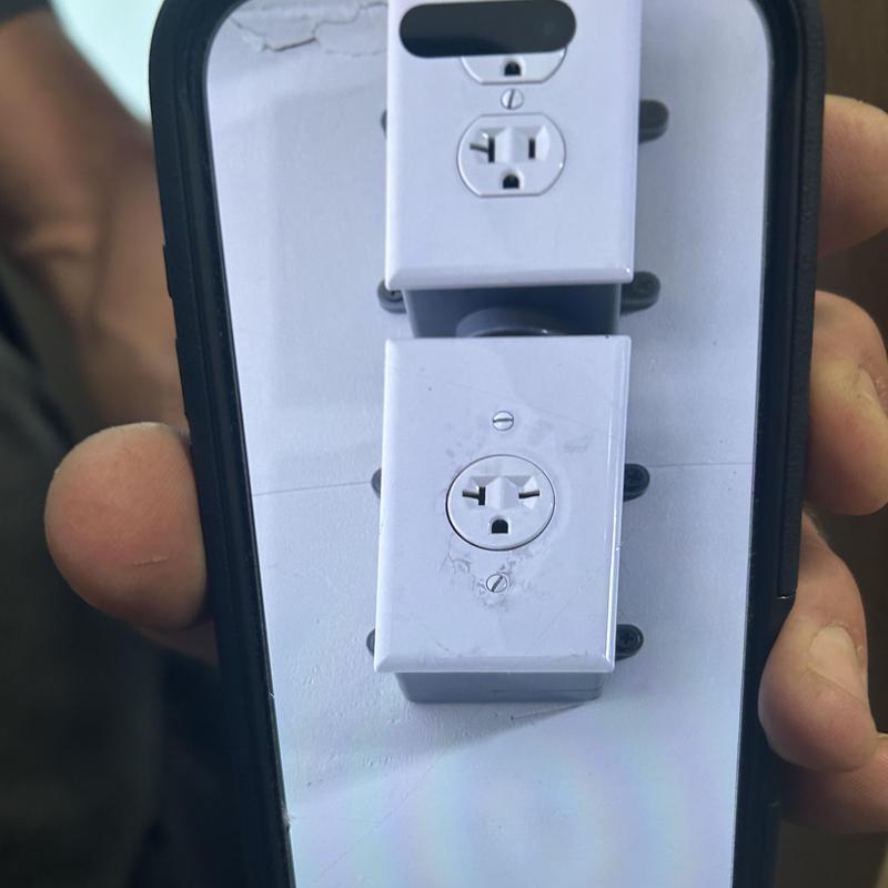 240V 20 amp GFCI outlet installation on phone screen 240V 20 amp GFCI outlet installation on phone screen