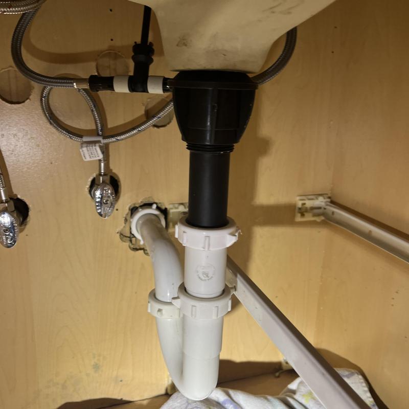 Click clack sink drain installation with plumbing connections Click clack sink drain installation with plumbing connections