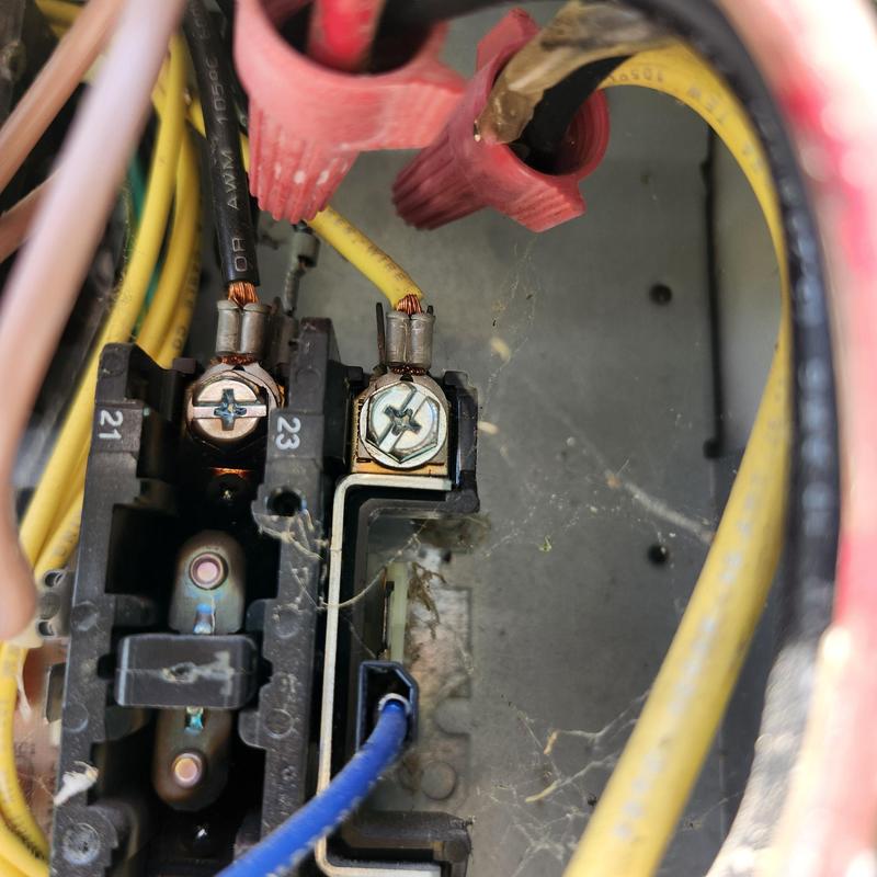 Contactor with wiring in HVAC package system panel Contactor with wiring in HVAC package system panel