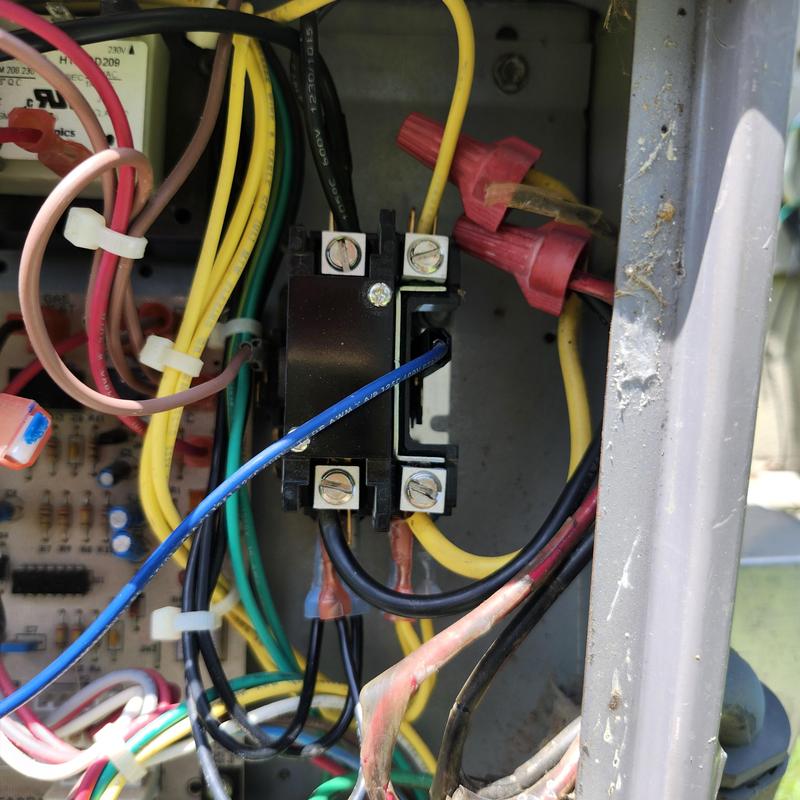 HVAC package unit contactor with wiring terminals HVAC package unit contactor with wiring terminals