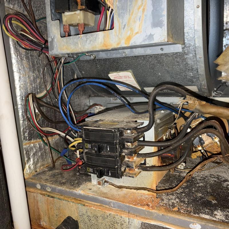 Furnace blower motor capacitor and wiring connections Furnace blower motor capacitor and wiring connections