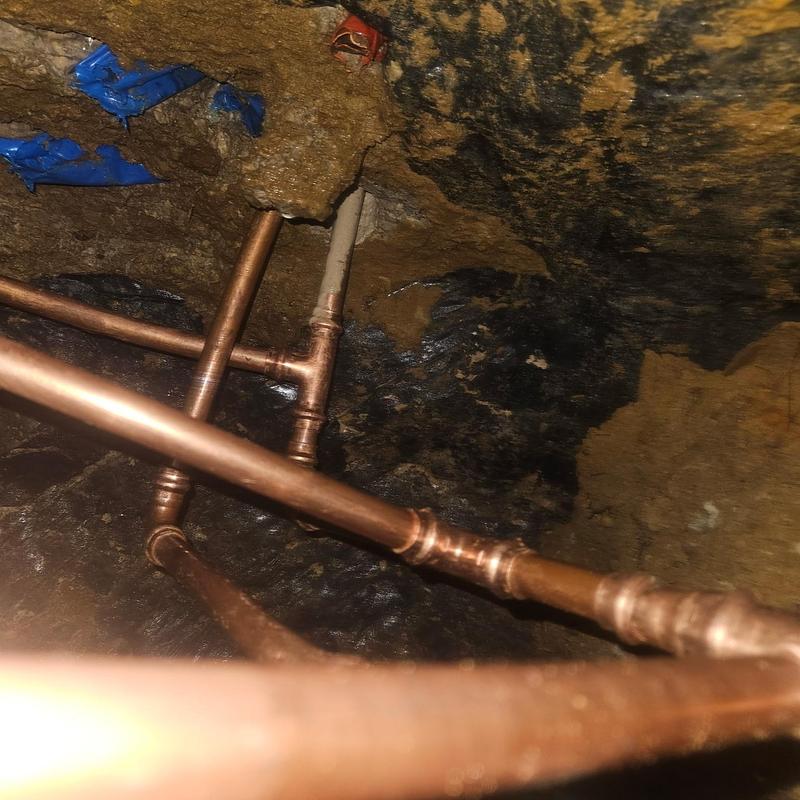 Copper plumbing lines under concrete slab leak repair
