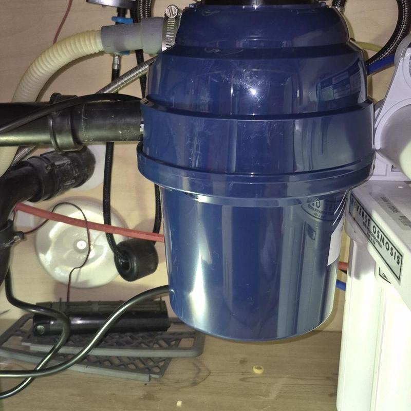 34 hp Garbage disposal under-sink plumbing setup