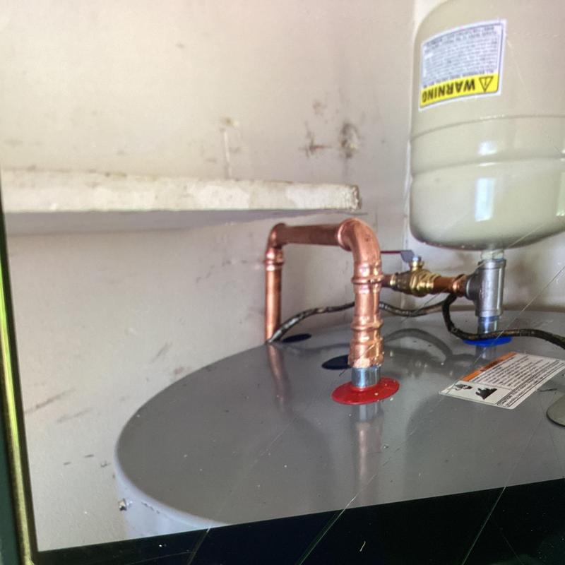 50-gal water heater with copper piping and expansion tank 50-gal water heater with copper piping and expansion tank